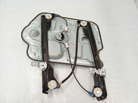 Foto 4ª: Elevalunas Eléctrico Delantero Derecho Nissan Qashqai 2.0 DCI A LAS 4 RUEDAS 150CV 110KW [M1D,M9R] (2011)