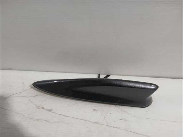 Foto 2ª: Antena Toyota Yaris 1.5 HYBRID MXPH11) 92CV [M15A-FXE] (2020)