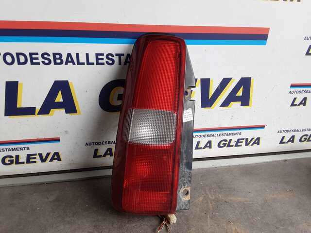 Piloto Trasero Izquierdo Suzuki Jimny 1.3 16V82CV 0CV