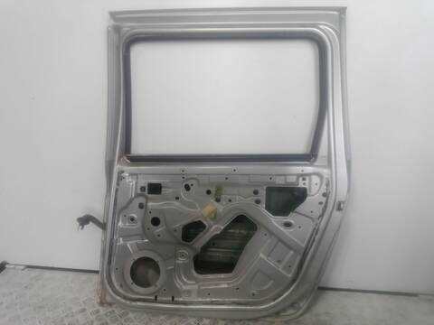 Foto 3ª: Puerta Trasera Derecha Dacia Logan 1.6 CAT 87CV 64KW [K7M710] (2007)