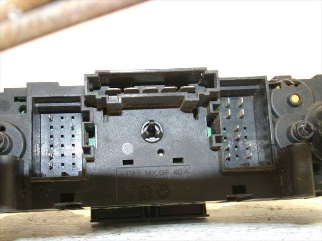 Foto 4ª: Mando Calefacción A. A. Skoda Spaceback 1.4 TDI 2013-2019 [CUS] (2016)