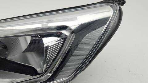 Foto 3ª: Faro Izquierdo Ford Focus TITANIUM 120CV 88KW [ZTDA] (2018)