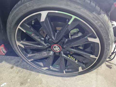 LLanta Chapa Toyota Corolla GR SPORT 152CV