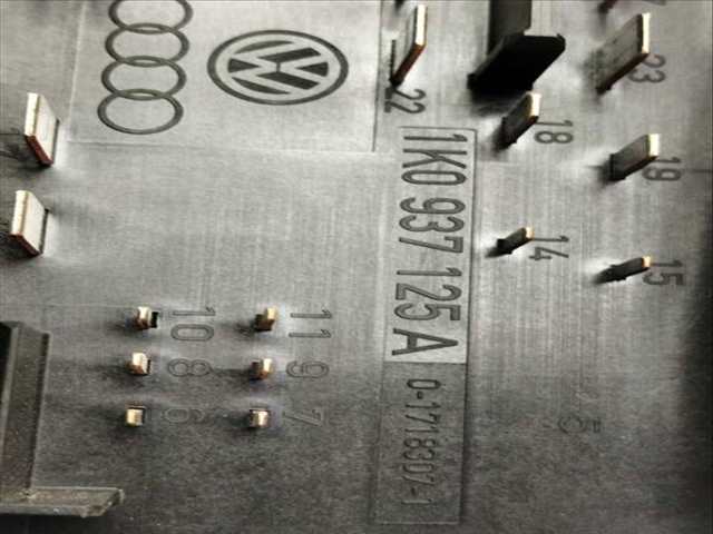 Foto 4ª: Caja Reles Fusibles Volkswagen Caddy LIFE 75CV 55KW [BSU] (2007)