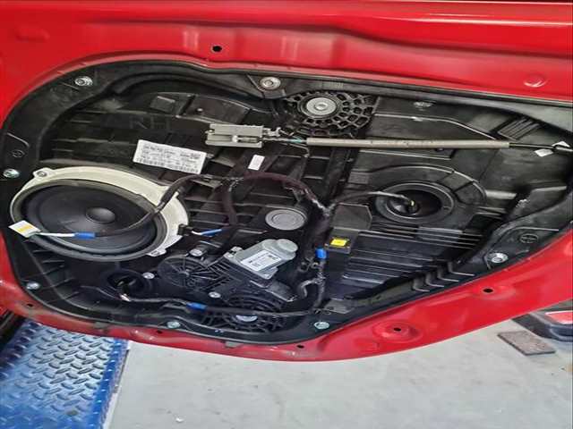 Elevalunas Manual Trasero Derecho Hyundai i30 2.0 N 275CV 202KW