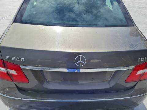 Foto 2ª: Portón Mercedes Clase E 180 220 CDI BLUEEFFICIENCY 212.002) 170CV 125KW [651924] (2010)