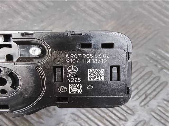 Foto 3ª: Mando Multifuncion Mercedes Sprinter 2.0 CDI 115CV (2024)