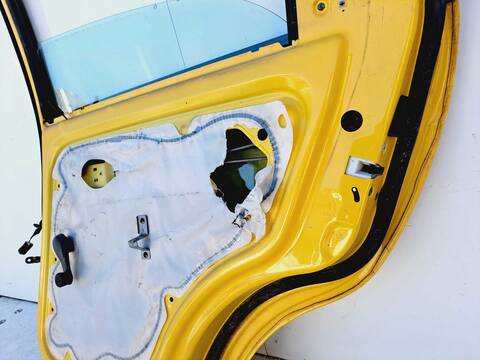Foto 2ª: Puerta Trasera Derecha Chevrolet Matiz SE 64CV 47KW [B10S1-G] (2006)