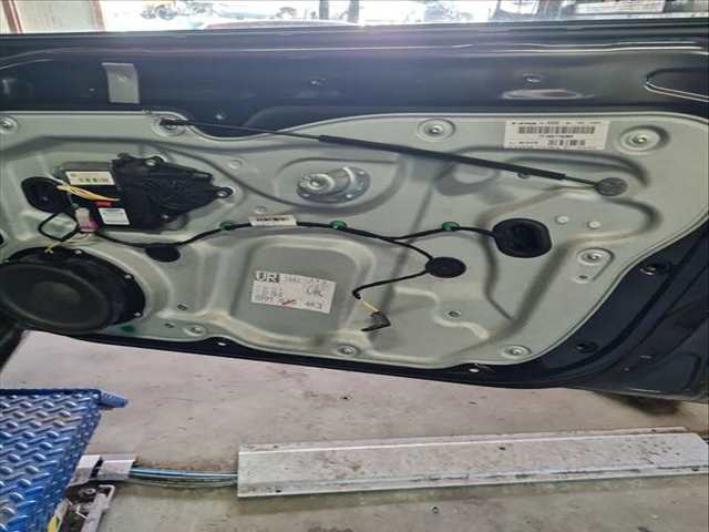 Elevalunas Eléctrico Delantero Derecho Volkswagen Touran 2.0 TDI 140CV 103KW