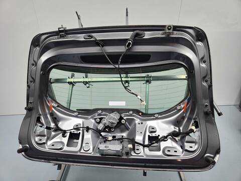 Foto 3ª: Portón Renault Clio EQUILIBRE 100CV 74KW [K9K876] (2023)