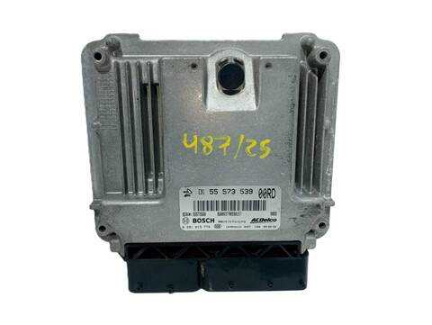 Centralita Motor ECU Opel Insignia BASIS 4X4 163CV