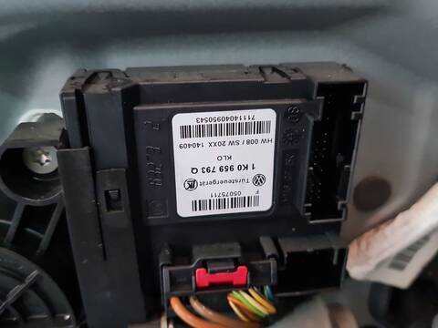 Foto 3ª: Elevalunas Eléctrico Delantero Izquierdo Volkswagen Touran 1.9 TDI 105CV 77KW [BLS] (2009)