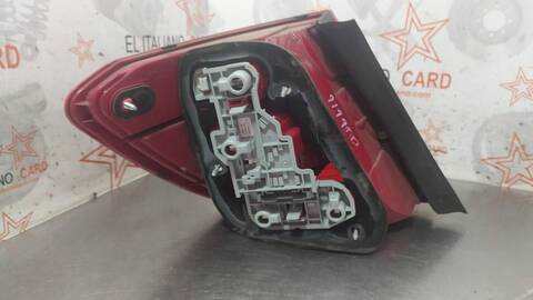 Foto 2ª: Piloto Trasero Derecho Mercedes Clase C 160 220 T CDI 204.208) 170CV 125KW FAMILIAR [OM646811] (2008)