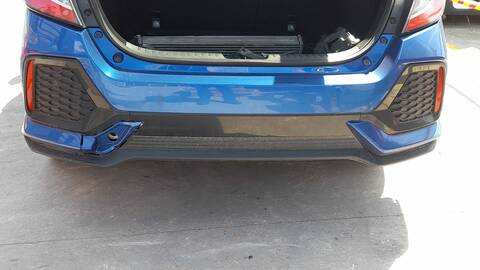 Foto 1ª: Paragolpes Trasero Honda Civic 1.0 VTEC FK6) HATCHBACK 129CV 95KW [P10A2] (2018)