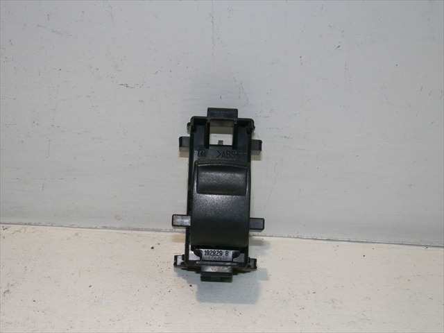 Botonera Elevalunas Toyota Yaris 1.4 D 2006-2011