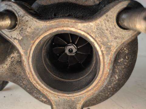 Foto 3ª: Turbocompresor Nissan X-Trail YD22 T30) (2004)