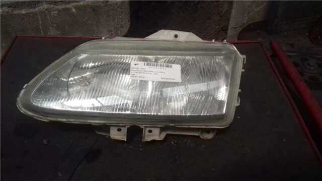 Faro Izquierdo Renault Laguna 2.2 D RT (B56F/G) [2.2 LTR. - 61 KW DIESEL]
