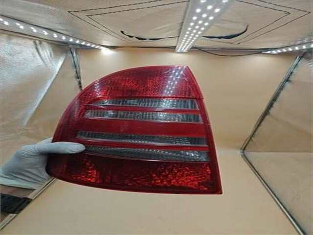 Foto 3ª: Piloto Trasero Izquierdo Skoda Superb 1.9 CLASSIC [1.9 LTR. - 96 KW TDI] [AWX]