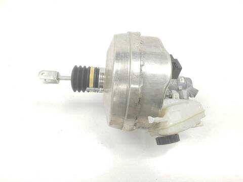 Foto 2ª: Servofreno Mercedes Clase C 160 4.0 V8 510CV [177980] (2015)