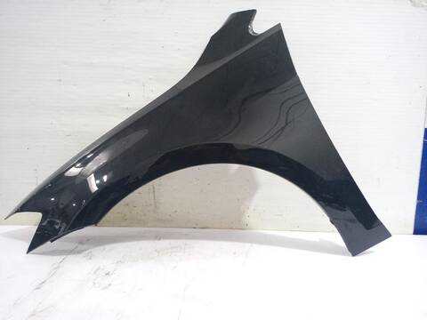 Foto 2ª: Aleta Delantera Izquierda Volkswagen Golf COMFORTLINE BLUEMOTION AUT. 150CV (2013)