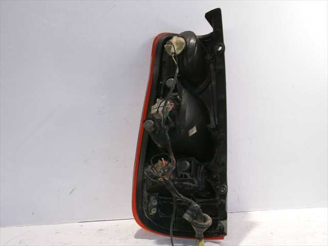 Foto 3ª: Piloto Trasero Derecho Hyundai Matrix 1.5 CRDI 2001-2008 [D3EA] (2002)