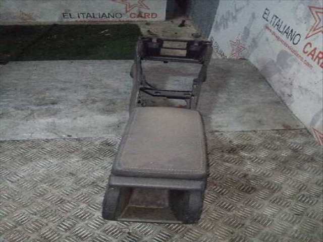 Foto 2ª: Consola Central Renault Megane EXPRESSION BERLINA 110CV 81KW III BERLINA 5 P [K9KA6] (2013)