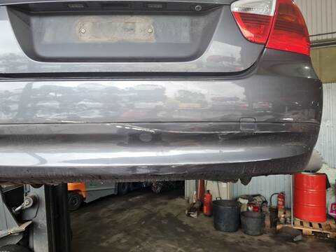 Foto 2ª: Paragolpes Trasero Bmw Serie 3 315 325I BERLINA 218CV 160KW [N52B25A] (2005)