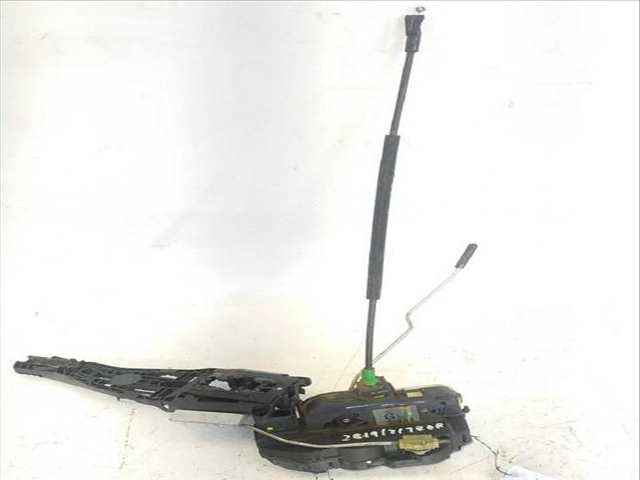 Foto 3ª: Cerradura Puerta Trasera Derecha Opel Astra 1.7 CDTI 35) (2010)