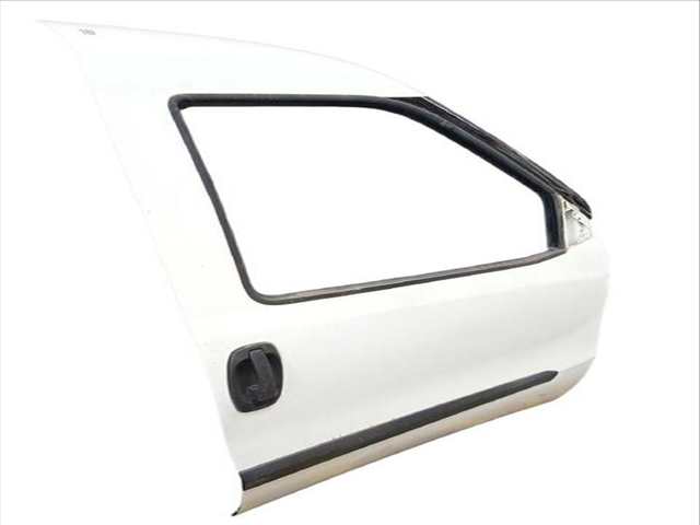 Foto 2ª: Puerta Delantera Derecha Fiat Doblo 1.3 D MULTIJET 263WXU1A 263ZXU1A 263WYB1A 263ZYB1A) (2010)