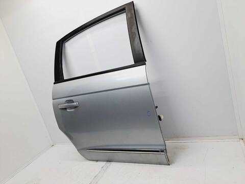Foto 2ª: Puerta Trasera Derecha Ssangyong Rodius XDI 163CV 120KW [D27DT] (2007)