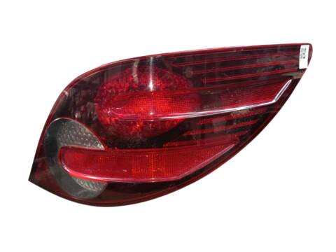 Foto 2ª: Piloto Trasero Derecho Mercedes Clase R 280 R 350 CDI 4-MATIC 251.022 251.122) (2005)