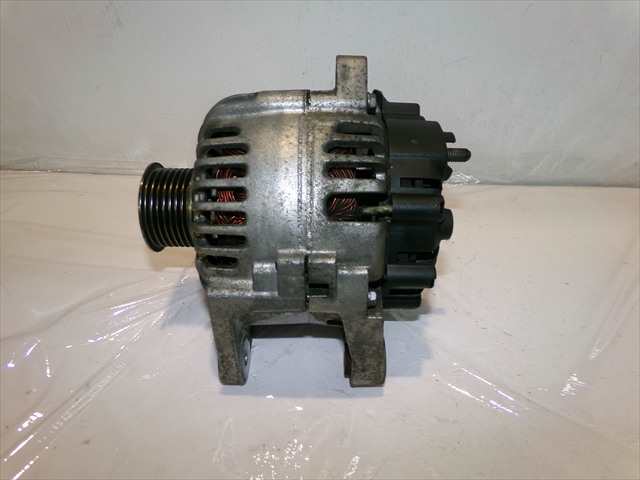 Foto 2ª: Alternador Renault Scenic 1.9 DCI 2003-2009 [F9QD8] (2004)