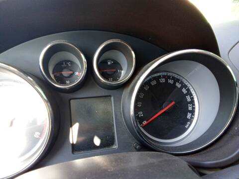 Foto 3ª: Cuadro de Instrumentos Opel Insignia 2.0 CDTI 68) 131CV 96KW [A 20 DT,A 20 DTJ] (2010)