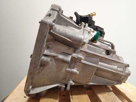 Foto 2ª: Caja Cambios Renault Clio 1.5 BLUE DCI 100 B7AD) 101CV 74KW (2022)