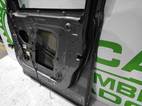 Foto 3ª: Puerta Delantera Derecha Land Rover Range 3.6 TD V8 272CV 200KW [368DT] (2007)