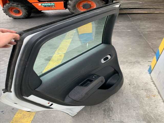 Foto 2ª: Puerta Trasera Izquierda Citroen C3 1.2 I 0CV [HNZ] (2018)