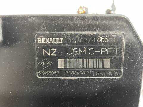 Foto 3ª: Caja Reles Fusibles Renault Scenic AUTHENTIQUE 86CV 63KW (2006)