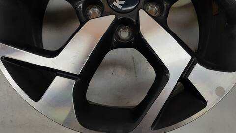 Foto 2ª: LLanta Aleacion Kia Sportage BUSINESS 4WD