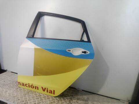 Foto 3ª: Puerta Trasera Izquierda Hyundai i30 1.4 CRDI 90CV 66KW [D4FC] (2014)