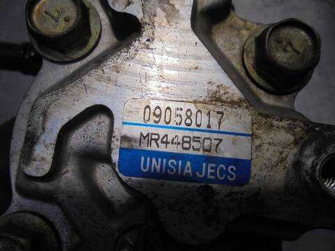 Foto 3ª: Bomba de Direccion Mitsubishi Montero 2.5 TD GLS 99CV 73KW [4D56] (2001)