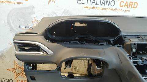 Foto 3ª: Salpicadero Peugeot 208 ACTIVE 92CV 68KW [9H06] (2014)