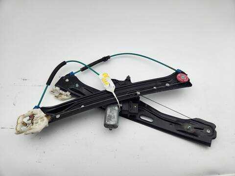 Elevalunas Eléctrico Delantero Derecho Bmw Serie 1 114 118D 150CV 110KW