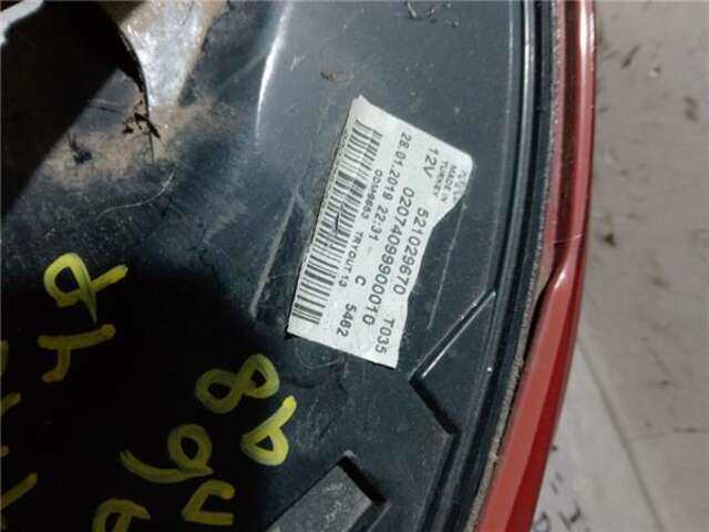 Foto 3ª: Piloto Trasero Izquierdo Volkswagen Passat 2.0 INDIVIDUAL [2.0 LTR. - 147 KW 16V T FSI - TSI]