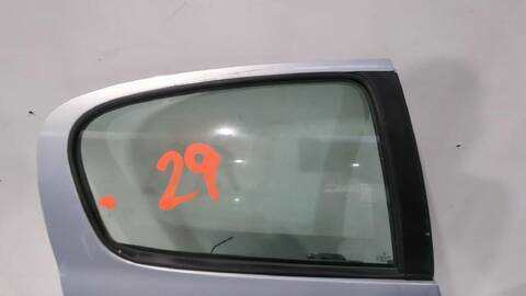 Foto 2ª: Puerta Trasera Derecha Peugeot 206 E-MUSIC 68CV (1998)