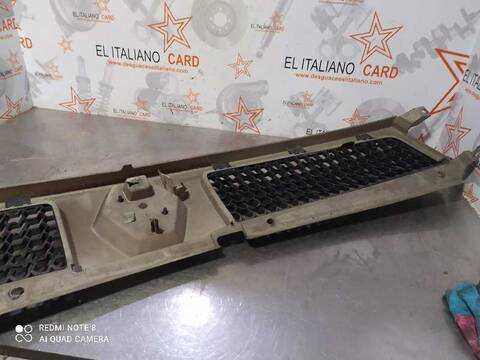 Foto 3ª: Rejilla Delantera Renault Master L1H1 CAJA CERRADA 3.3 TO 99CV 73KW [D-G9U A7] (2004)
