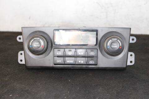 Mando Climatizador Kia Sorento 2.5 CRDI EMOTION 170CV 125KW