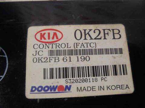 Foto 3ª: Mando Climatizador Kia Carens 2.0 TD CAT 113CV 83KW [D4EA] (2003)