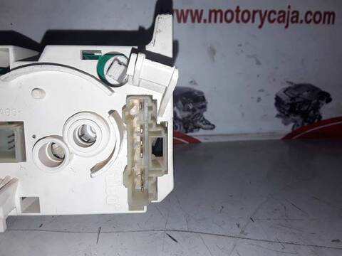 Foto 3ª: Mando Calefacción A. A. Peugeot Partner COMBIESPACE 1 16V HDI CAT 9HT - DV6BTED4) 75CV (2002)