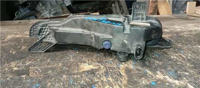 Foto 3ª: Faro Antiniebla Delantero Derecho Land Rover Range 2.0 HSE [2.0 LTR. - 110 KW TD4 CAT]