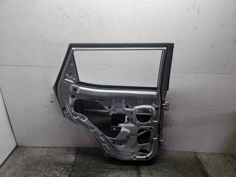 Foto 3ª: Puerta Trasera Izquierda Ssangyong Tivoli 120CV 120KW [175950] (2019)